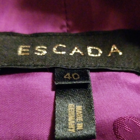 Escada silk with Fur trim collar - Picture 4 of 7
